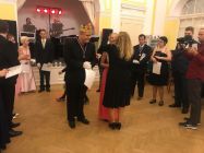 46746529-1140421136121476-734121138